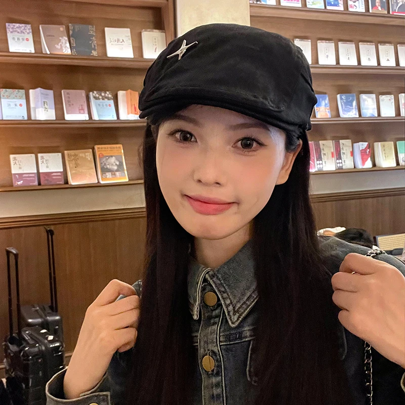 our pointed star forward hat